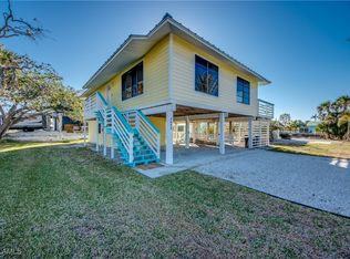 2490 Avocado St, Saint James City, FL 33956