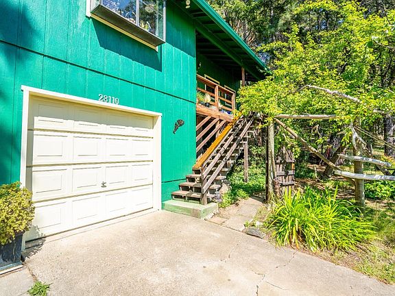 2nd image of 28110 Poppy Dr