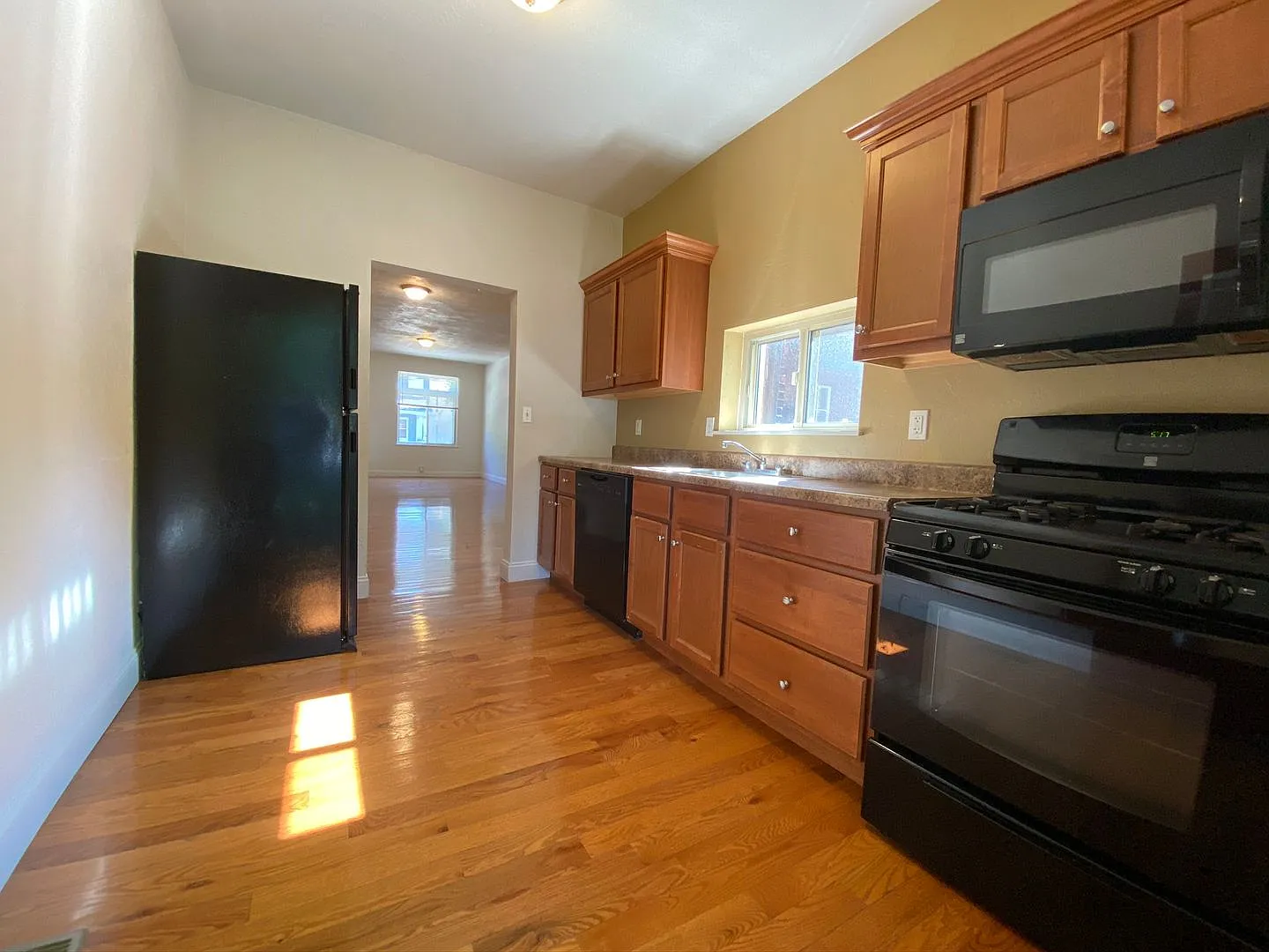 5448 Wilkins Ave photo 1