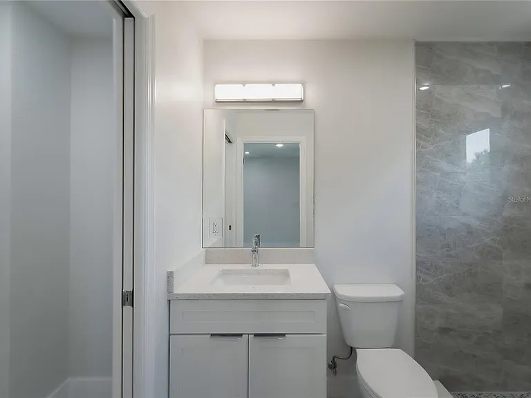 310 Hibiscus St #B — Photo 35