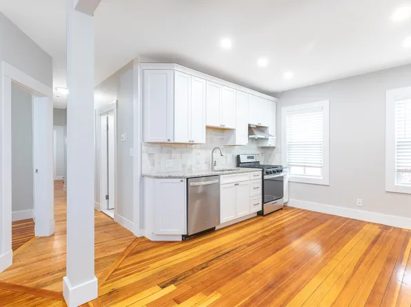 30 Presley St #30, Malden, MA 02148