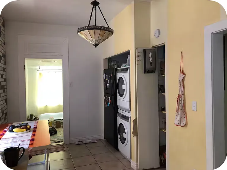 658 E Conway Ct — Photo 3