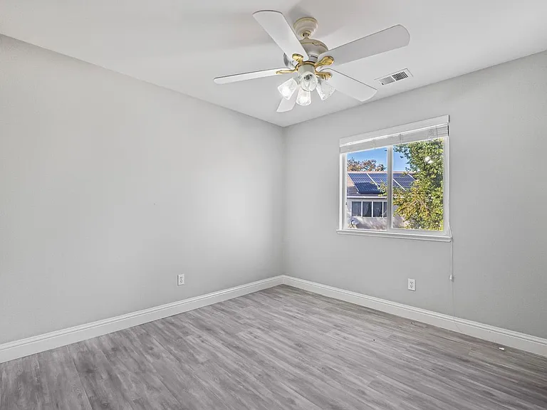 2341 Arthur Nate Haugh Dr — Photo 40
