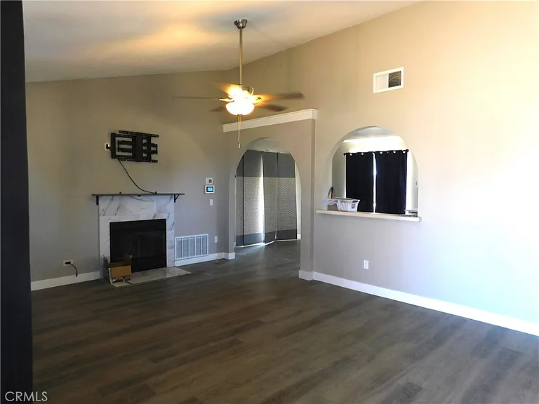 20001 Airway Blvd — Photo 3