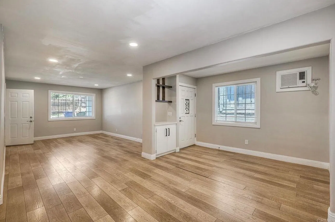 4 bed, 1300 sqft, $3,650 — Photo 4