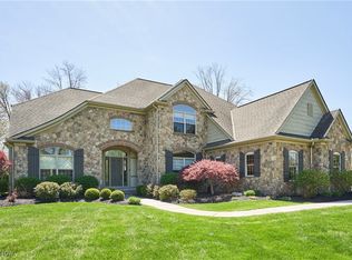 4851 Snow Blossom Ln, Brecksville, OH 44141