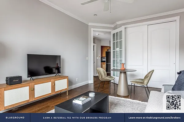 Rented by The Blueground | media 14