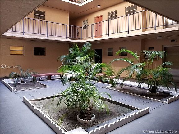 3rd image of 13707 Kendale Lakes Cir APT 313