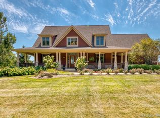 40W955 Brown Rd, St Charles, IL 60175