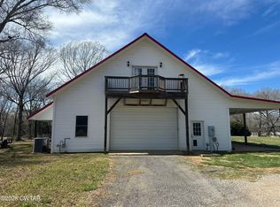 285 Mitchell Ln, Henderson, TN 38340