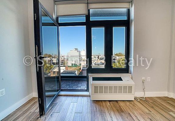 4th image of 31-12 24th Ave #4A