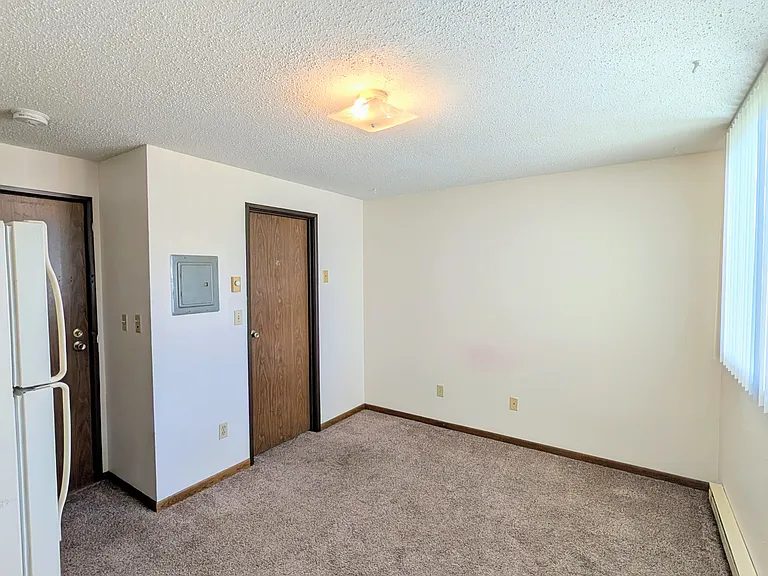 Southview Apartments — Photo 5