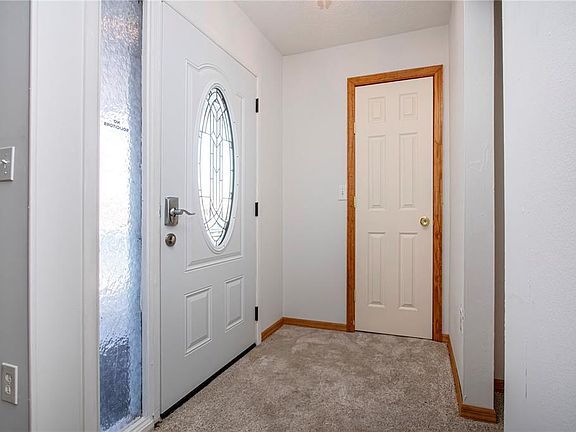 4th image of 624 LA JOLLA AVENUE