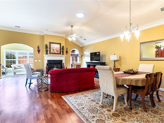 4th image of 1899 Woodside Drive