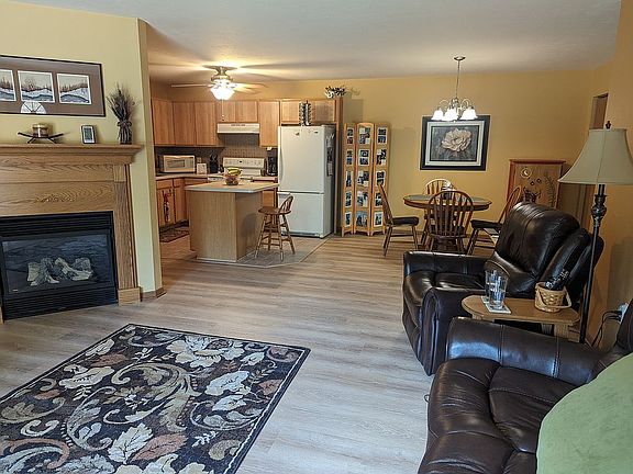 5th image of 3329 N Casaloma Dr APT 28