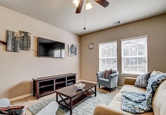 4th image of 14822 Russet Bend Ln