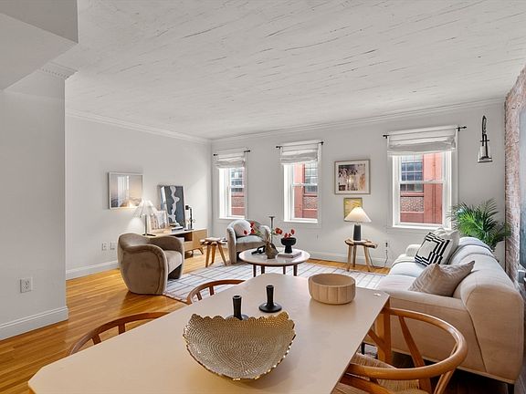 2nd image of 156 Prince St APT 11