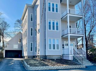 2038 Elm St, Manchester, NH 03104