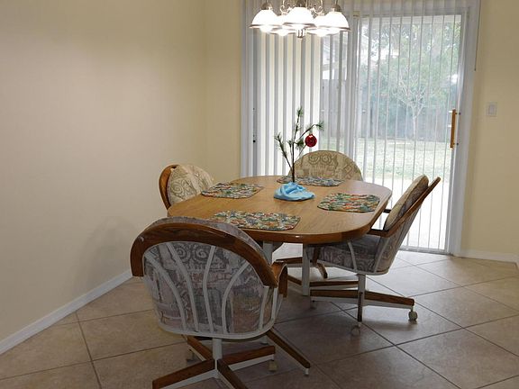 4th image of 10700 Mandya Ct