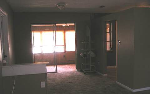 4th image of 228 Sunnybrook Ln