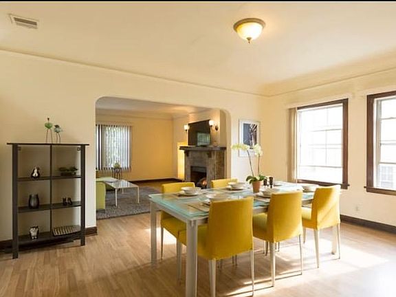 2nd image of 609 N Beachwood Dr #609