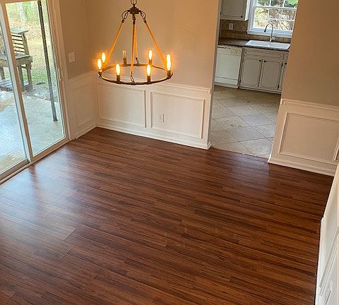 3rd image of 941 Lauren Kay Ct