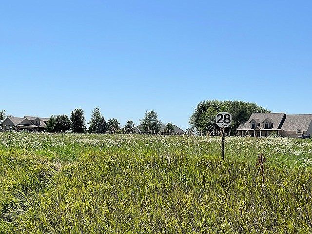 Lot 28