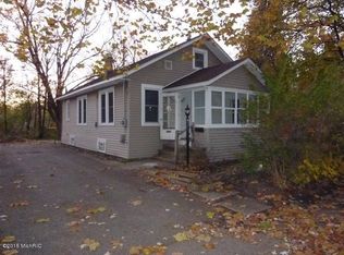 801 Southworth Ter, Kalamazoo, MI