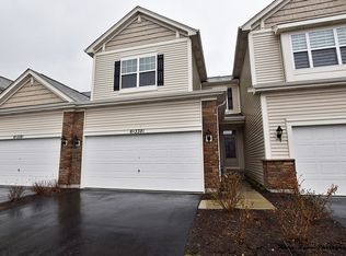 6N338 Whitmore Cir UNIT E, Saint Charles, IL 60174