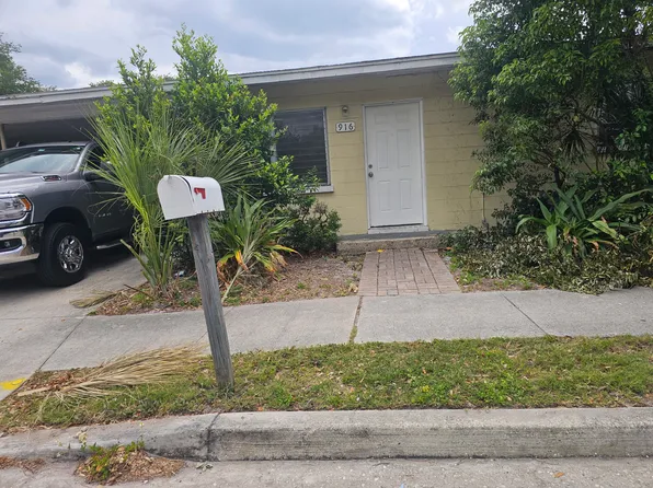 916 Myrtle St, Sarasota, FL 34234