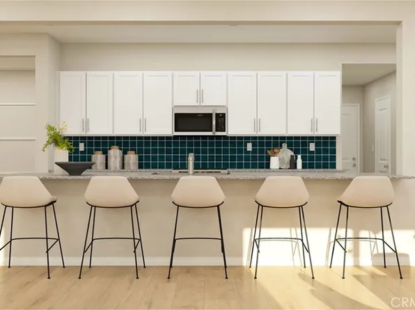 14158 Notre Dame St, Hesperia, CA 92345