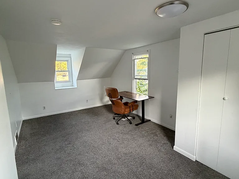 428 Boston St — Photo 10