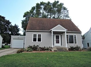 245 W McKinley St, Owatonna, MN 55060