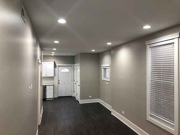 3rd image of 2303 S Sacramento Ave