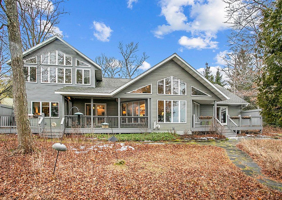 4250 Glidden Dr, Sturgeon Bay, WI 54235 Zillow