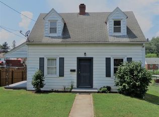 663 Florence Ave, Waynesboro, VA 22980