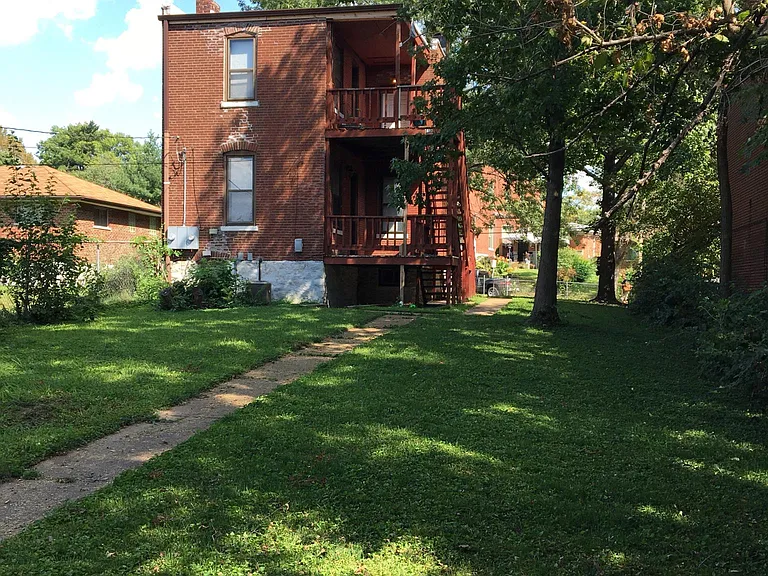 3819 Marine Ave — Photo 19