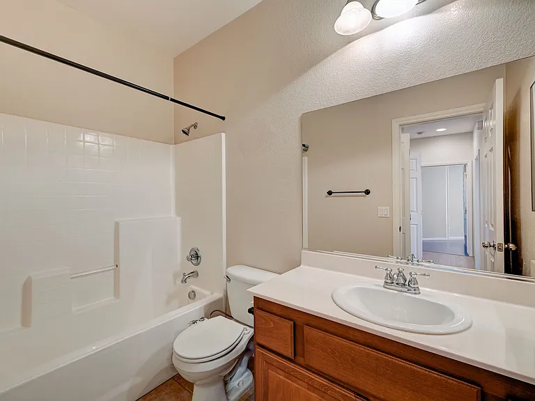 4421 Desert Home Ave — Photo 41