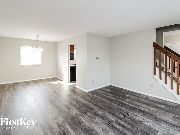 5th image of 6479 Coachlight Way