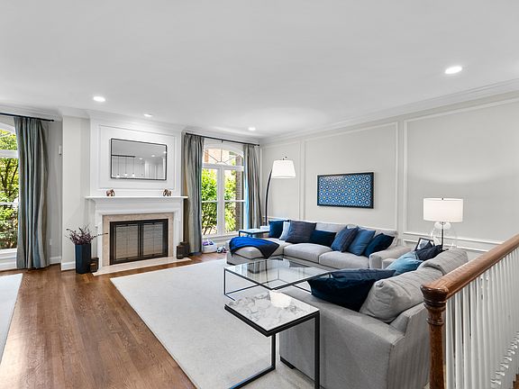 5th image of 1532 Hampton Hill Cir