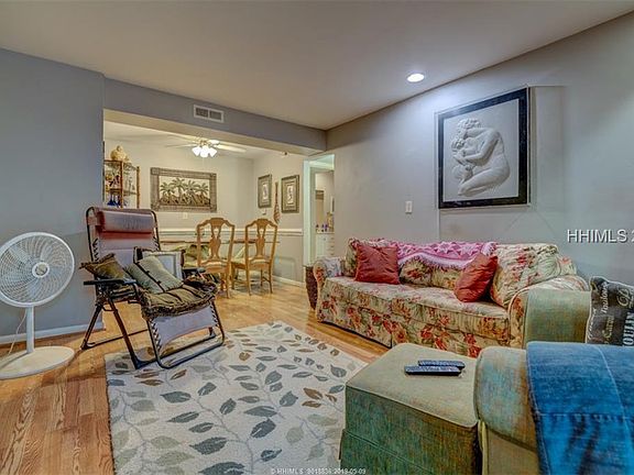 3rd image of 141 Lamotte Dr