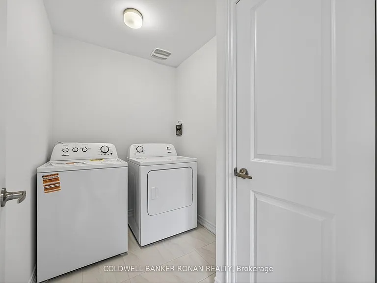 29 Milady Cres — Photo 30