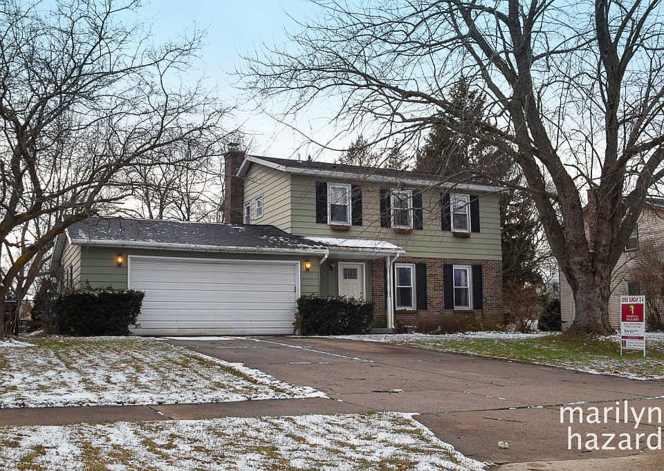 1st image of 2028 Stanford Dr SE