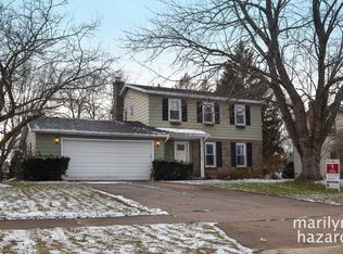 2028 Stanford Dr SE, Kentwood, MI 49508