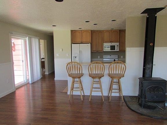 5th image of 4440 Last Straw Dr