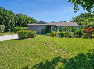 4589 Lakewood Blvd, Naples, FL 34112