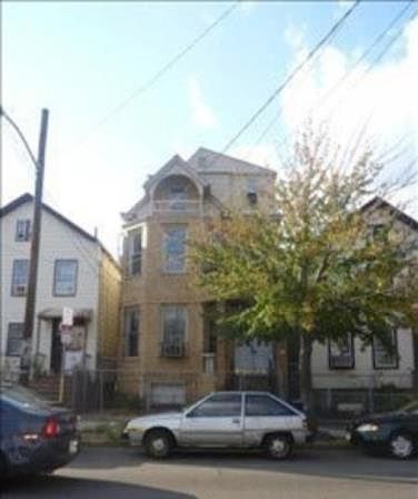 2nd image of 180 Summer Ave