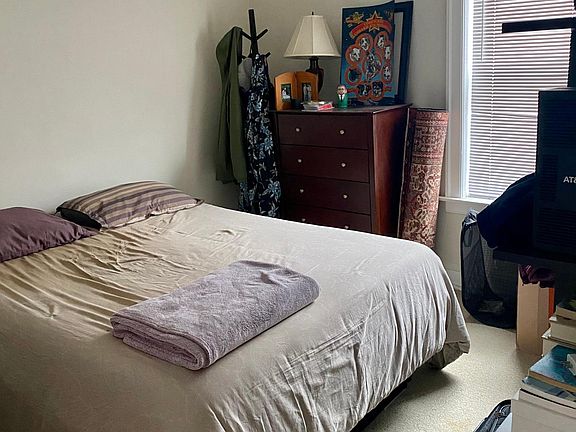 5th image of 5054 N Winchester Ave #3