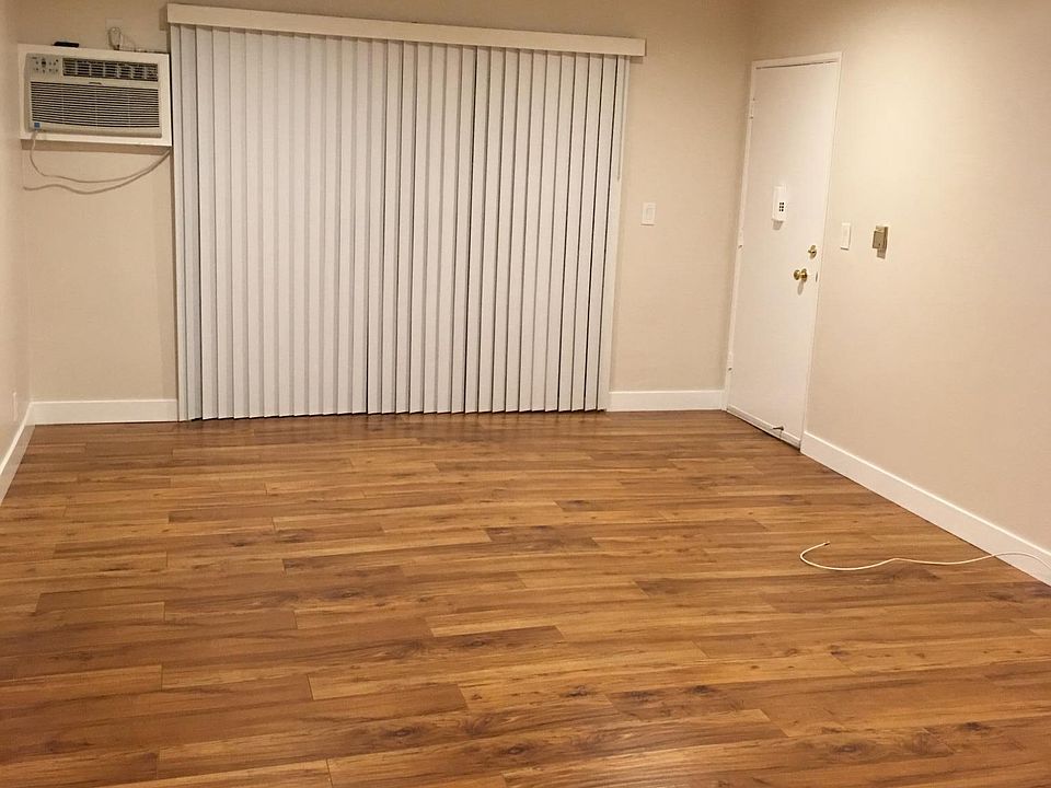 1st image of 1115 N Flores St