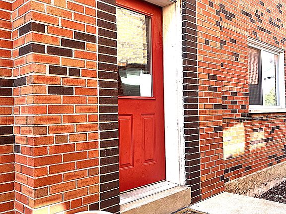 2nd image of 4505 Jamieson Ave #B
